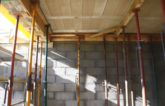 Masonry works: excavation, block walls and access staircase