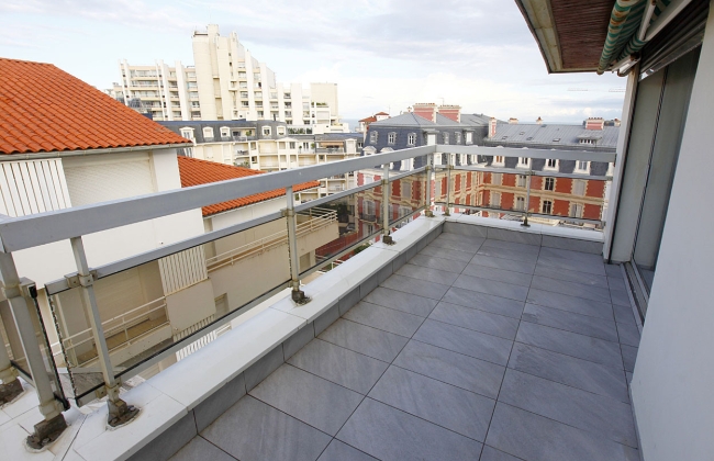 Waterproofing of balconies in a central Biarritz building