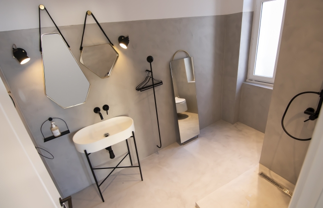 Rénovation haut de gamme à Biarritz – conversion d’un appartement en bureaux