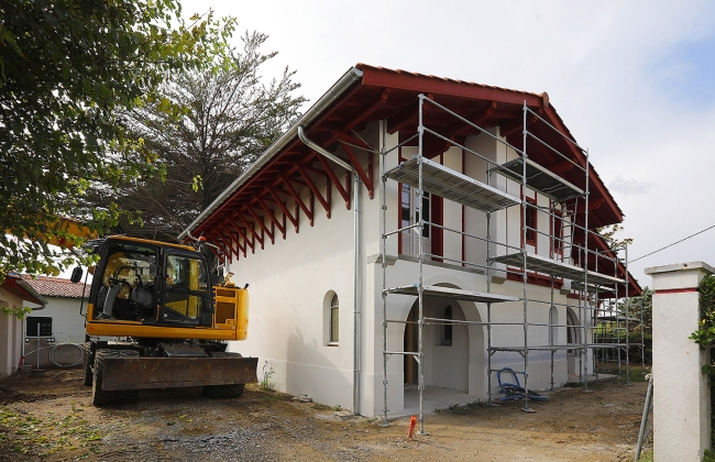 Construction of a typical Basque house in Hendaye with RT-2020 standards