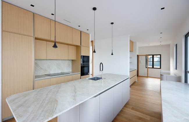 Reforma integral de villa en Bidart con el estudio Gardera-Pastre