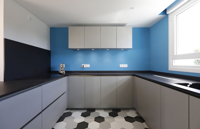 Complete renovation with load-bearing wall opening in Hendaye