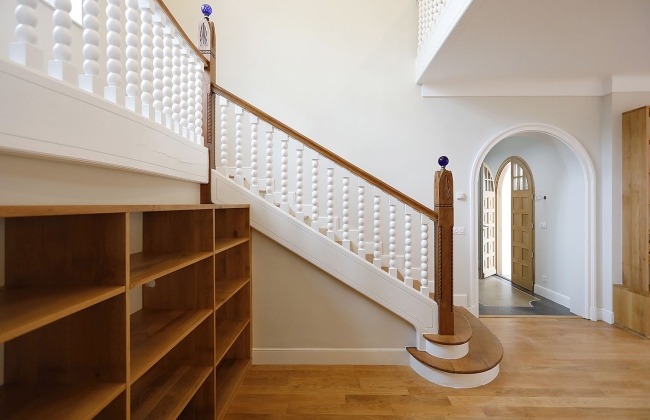 Complete renovation and structural refurbishment of a detached house in Bayonne