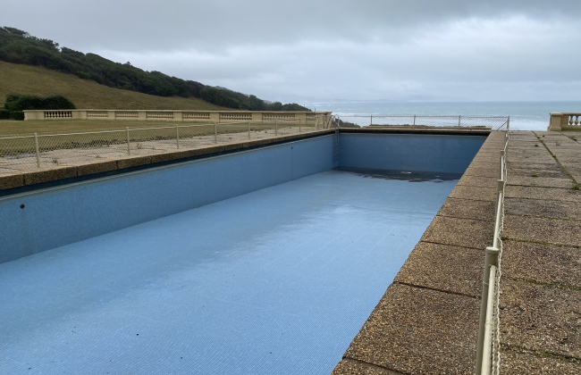 Infinity mirror pool at Palais Royal, Bidart