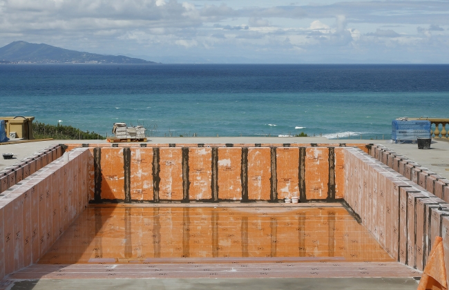 Infinity mirror pool at Palais Royal, Bidart