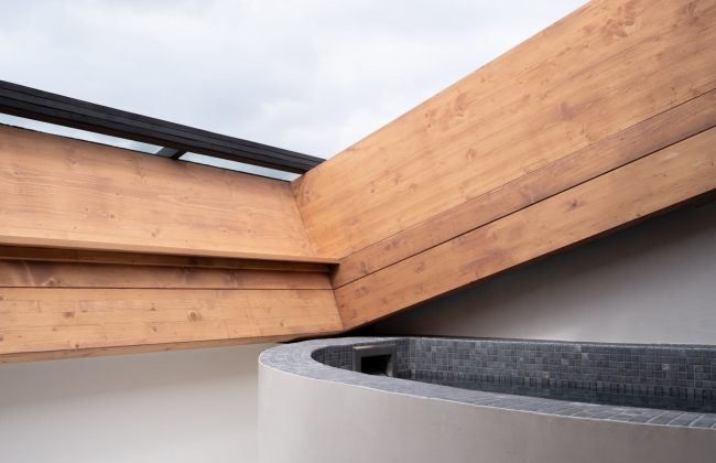 Complete renovation and transformation of an attic apartment on Avenue d’Osuna, Biarritz