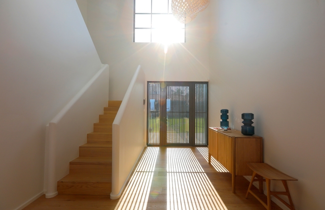 Reforma integral de villa en Bidart con el estudio Gardera-Pastre