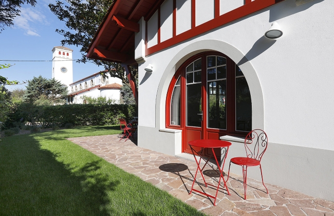 Construction of a typical Basque house in Hendaye with RT-2020 standards