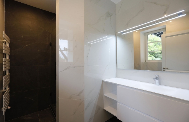 Complete renovation and structural refurbishment of a detached house in Bayonne
