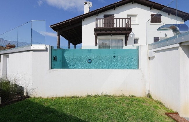 Construction d’une maison basque typique à Hendaye selon la norme RT-2020