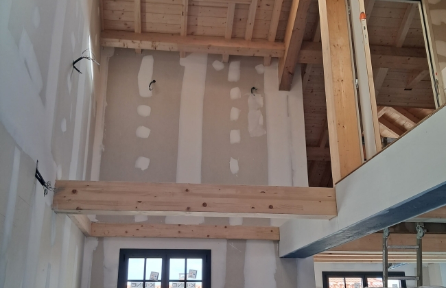 Rehabilitación integral de cubierta y estructura de madera en Avenida de Osuna, Biarritz