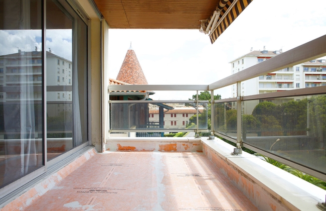 Waterproofing of balconies in a central Biarritz building