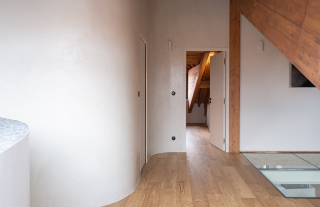 Complete renovation and transformation of an attic apartment on Avenue d’Osuna, Biarritz