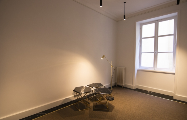 Rénovation haut de gamme à Biarritz – conversion d’un appartement en bureaux