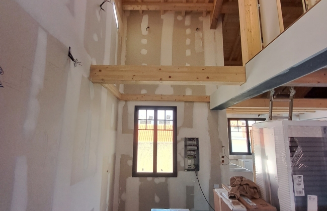 Rehabilitación integral de cubierta y estructura de madera en Avenida de Osuna, Biarritz