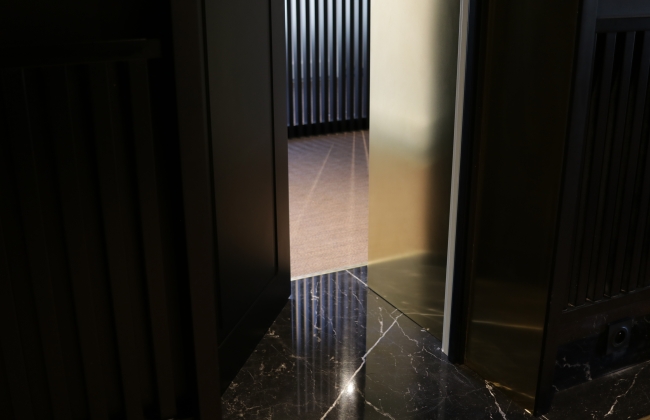 Rénovation haut de gamme à Biarritz – conversion d’un appartement en bureaux