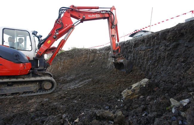 Masonry works: excavation, block walls and access staircase