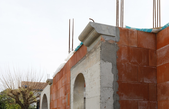Construction of a typical Basque house in Hendaye with RT-2020 standards