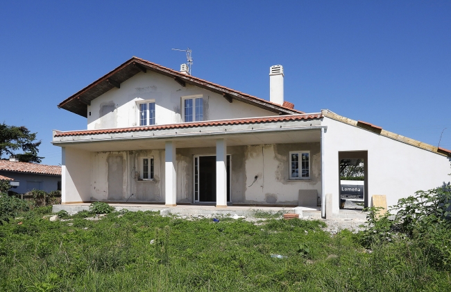 San Juan de Luzen villa baten erreforma integrala